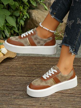 大码 36-43 春秋新款时尚百搭棕色花卉印花和铁锈棕色系带女士休闲运动鞋，厚底，舒适轻便日常穿着