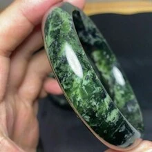 1pc Natural High Magnetic Jade Bracelet, Yaowang Stone Fashion Bracelet, High Quality Gem Crystal Jewelry, All Handmade, Women's Quartz Crystal Wealth Bracelet, Gift For Women, Suitable For Holiday Party Gifts, Quartz Crystal Gifts. (Complimentary: Gift Box)