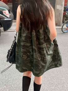 军绿色迷彩印花短款宽松背带裙