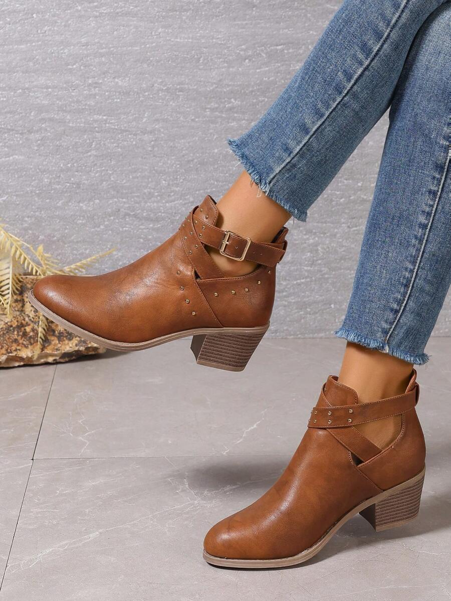 Bota de tobillo elegante y versátil con tacón grueso, puntera redonda, hebilla y tiras con tachuelas, estilo otoño/invierno, para usar con cárdigan. Nuevo y con estilo para mujeres.