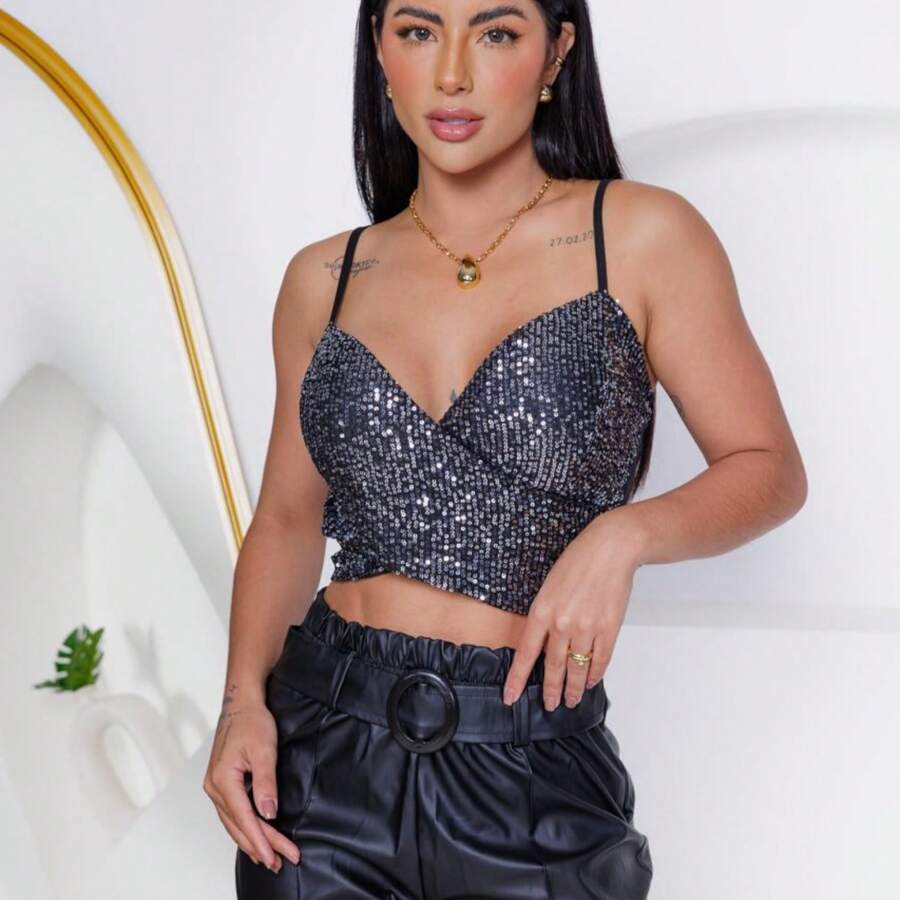 Braided Crop Top With Strap And Cup