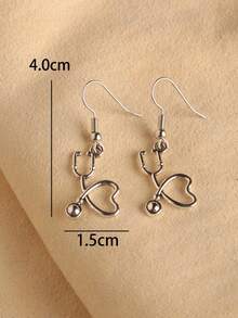 1 đôi Bông tai mặt dây chuyền hình trái tim bằng ống nghe cổ điển, chất liệu hợp kim với trụ khuyên tai bằng sắt, không mạ - Phụ kiện tai theo chủ đề y tế thời trang, thích hợp để đeo hàng ngày và làm quà tặng - Màu Bạc Cổ - Xem 3