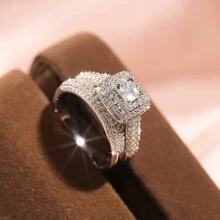 2 件女士订婚戒指套装，优雅银合金方晶锆石装饰订婚和结婚戒指，周年纪念、生日、情人节珠宝礼物 - 銀色 - 查看 12