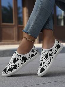 Zapatillas deportivas informales ligeras para mujer, zapatillas planas con transpiración y parte superior baja, zapatillas deportivas bajas para mujer - vaca blanca - Ver 6