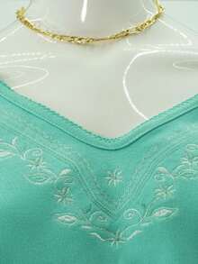 THAI BOUTIQUE - Blusa Color Verde Agua con Bordado - Azul menta - Ver 2