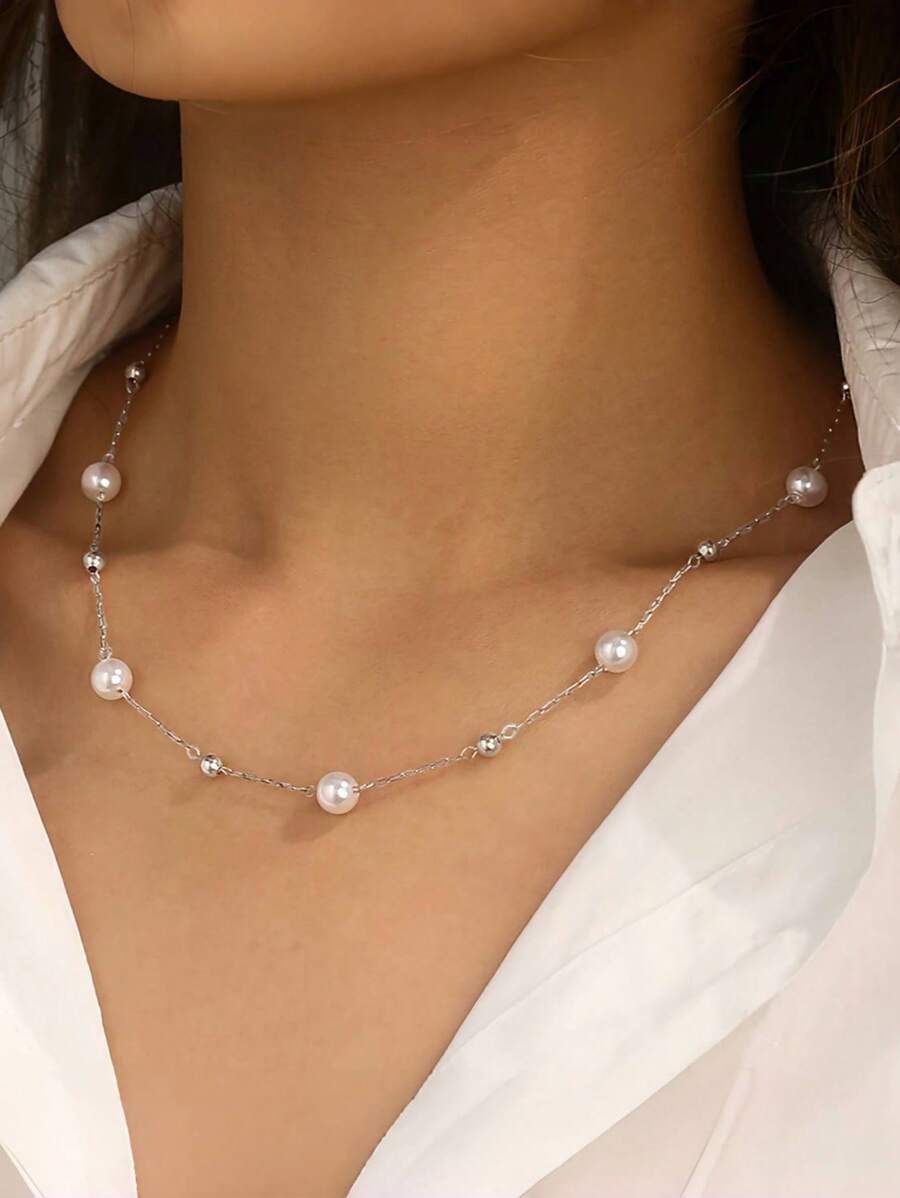 1pc Fashionable Delicate French Style Chic Versatile Faux Pearl Women Necklace Chain (Avoid Contact With Water) - Silver - View 1