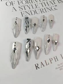 10 szt. francuskich, ręcznie robionych, nakładanych paznokci i ozdób do paznokci, srebrne, tłoczone, długie, sztuczne paznokcie w stylu stiletto, idealne na co dzień i na imprezę. Akcesoria do paznokci.