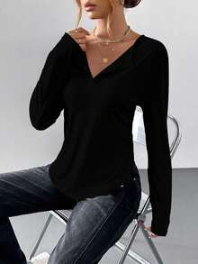 Áo thun tay dài dáng rộng thoải mái phong cách đơn giản có viền hình vòng cung dành cho nữ - màu đen - Xem 4