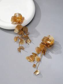 1 对时尚花瓣形吊坠耳环，独特设计夸张耳环，优雅欧式高端女士珠宝（随附卡片） - 金色 - 查看 3