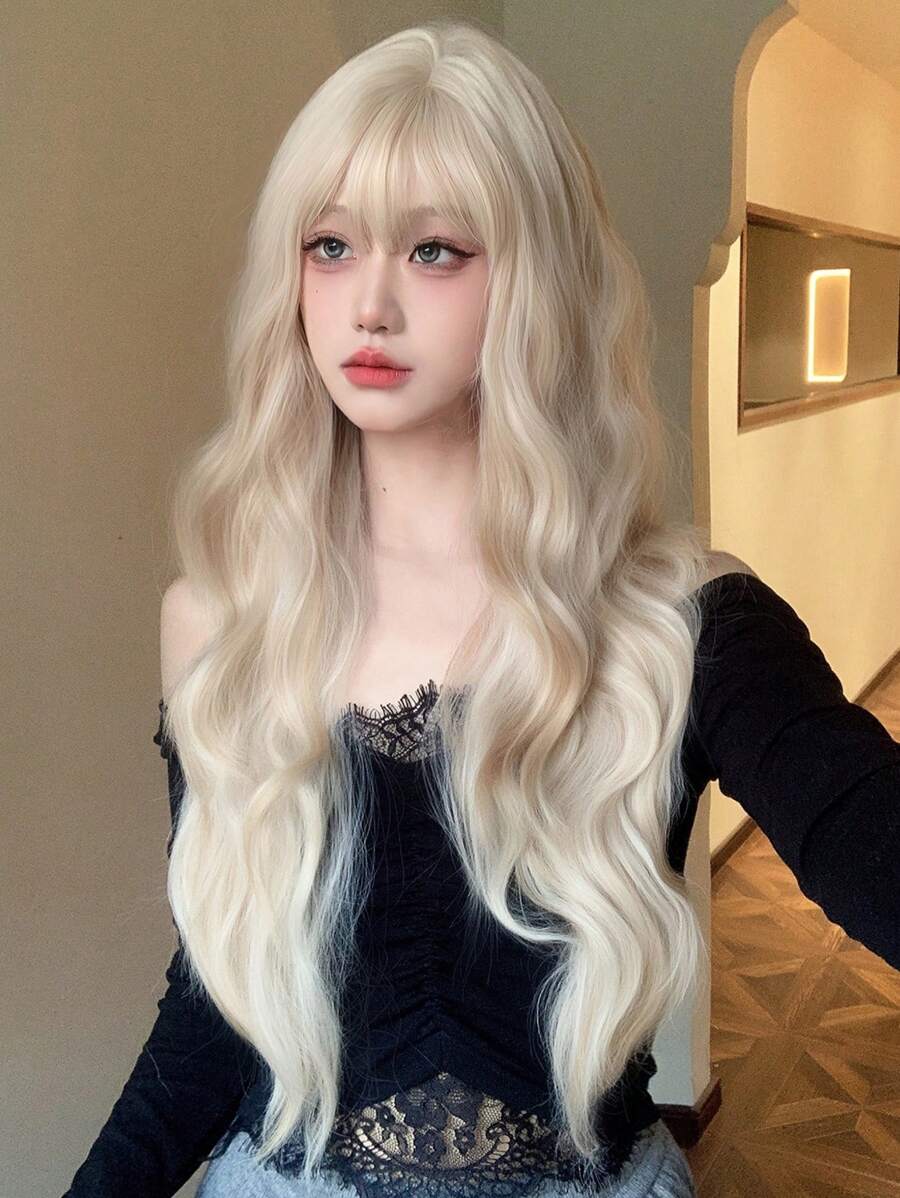 时尚长波浪 28 英寸棕色假发，带刘海。合成头发优雅休闲耐热派对日常使用圣诞节 - 挑染金色 - 查看 1