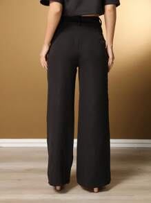 Conjunto feminino de alfaiataria blusa manga curta com calça reta ótimo para usar no trabalho dia a dia casual premium acabamento pespontado - Preto - Visão 5