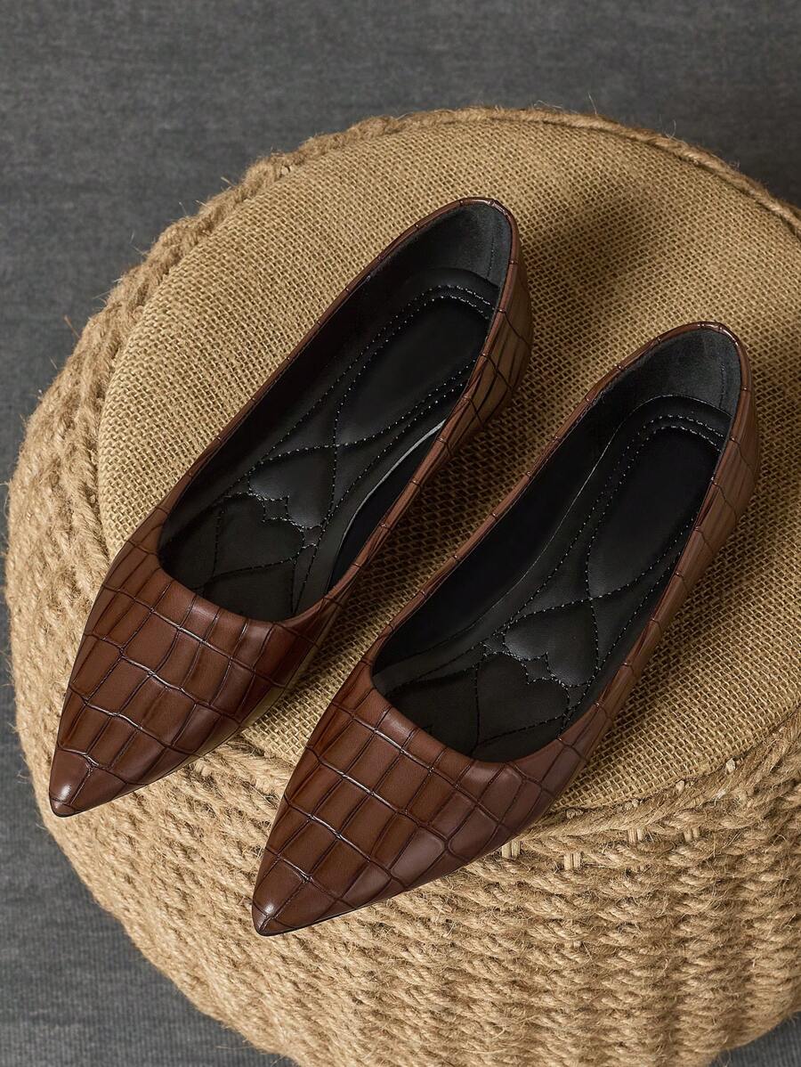 Ladies' Fashion Multi-Color Pointed Toe Brown Shallow Office Casual Versatile Black Flat Shoes, Autumn Outdoor Stylish Navy Blue Elegant Red Flats - Brown - View 1