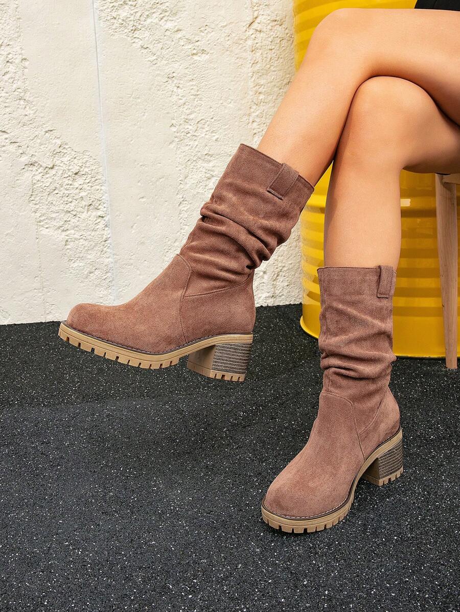 2024 Autumn/Winter New Fashion Women Boots, Casual Rider Boots, Suede Round Toe Winter Boots, Chunky Heel Western Cowboy Boots, Retro Versatile Brown Boots, Platform Mid-Calf Boots, Slip-On Women Winter Boots, Suitable For Casual, Office And Daily Wear,Party