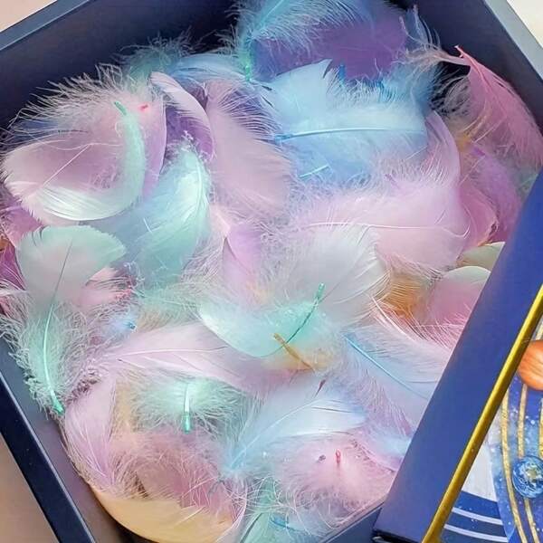 100 unidades/pacote penas multicoloridas em caixa de presente, enchimento de decoração natural para festa, artesanato diy