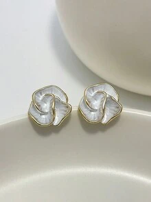 1 Pair Luxury Camellia Flower Design Earrings, Specially For Brides And Weddings - A Pair - View 4