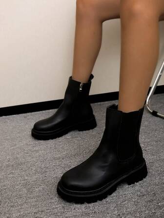 Women's Fashion Black Short Boots With Zipper, Flat, Non-Slip Soft Bottom Short Boots