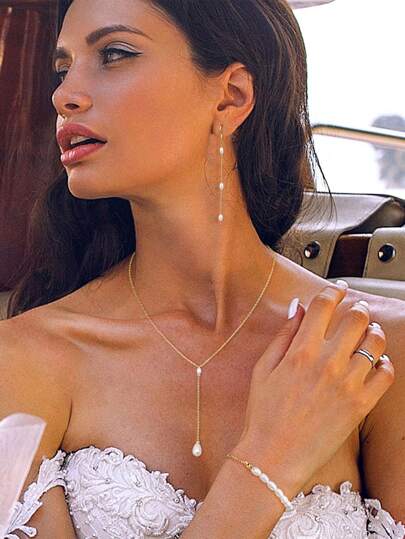 1 Stück elegantes klassisches Kunstperlen-Gold-Schmuckset für Frauen, bestehend aus tropfenförmigem Kunstperlen-Anhängerhalskette und Quastenschmuckset aus Armband und Ohrringen, geeignet für modische Hochzeitsschmuckstücke und Partywear