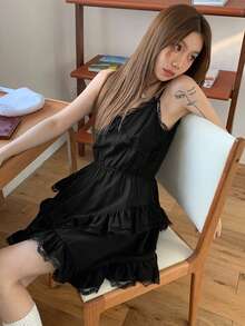 韩版纯色蕾丝拼接吊带连衣裙，休闲黑色夏季优雅款 - 黑色 - 查看 7