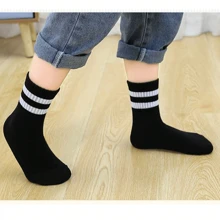 5 Pairs Kids Socks, Boys & Girls Floor Socks, Suitable For Various Occasions, Comfortable Non-Binding Design, Breathable & Odor Resistant, Crew Length - Black and White - View 2