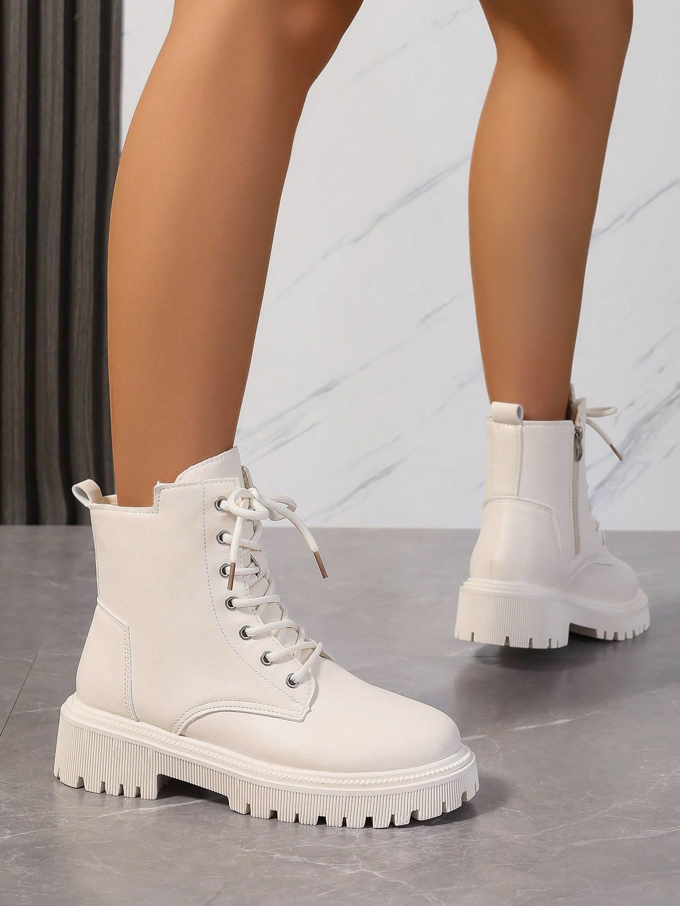 بوت نسائية جديدة كاجوال لشتاء