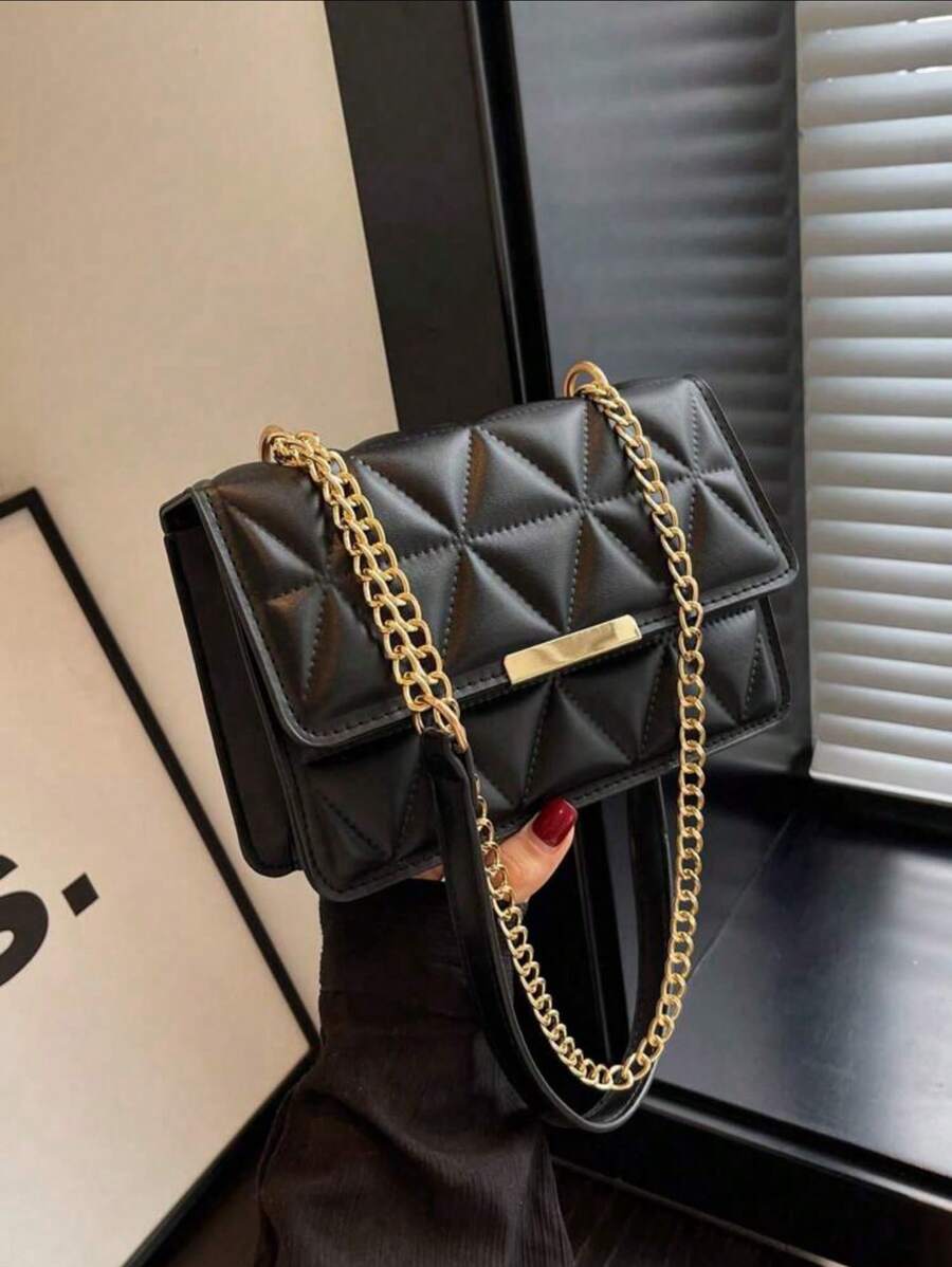 1个时尚纯色压纹翻盖链条迷你单肩包