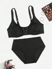 Plus SIze Women 5 Hooks Front Closure Lingerie Set Wire Free Bra And Plain Panties - Black - View 6