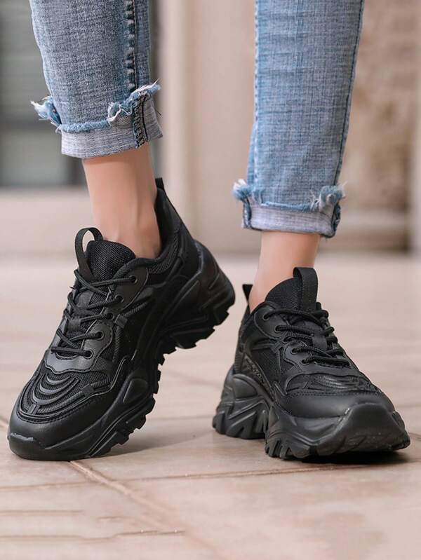 Schwarze Basic High Street Multi-Farben Sportschuhe, Schnürung, strapazierfähig, rutschfest, klobiger Keilabsatz, geeignet für Urlaubsfeiern, Zusammenkünfte, Geschenke