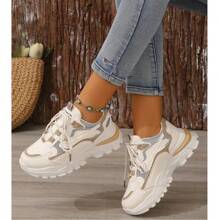 Los zapatos deportivos casuales para mujer son diseños de nicho de suela gruesa con mayor altura. Son zapatos deportivos y zapatillas para correr nuevos, modernos y versátiles, adecuados para las cuatro estaciones. - Multicolor - Ver 2