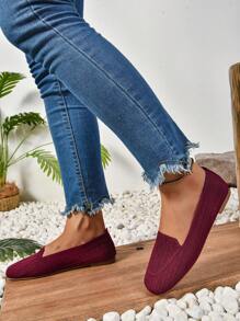 2024 Nuevo Primavera Otoño Mujer Zapatos de punto cómodos y transpirables para trabajo de oficina casual antideslizante con recortes huecos planos tipo mocasín