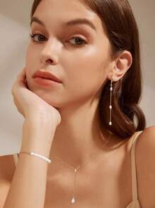 1pc Elegant Classic Faux Pearl Gold Jewelry Combination Set For Women Charm Drop Shaped Faux Pearl Pendant Necklace And Tassel Earrings Bracelet Combination For Girls Fashion Exquisite Wedding Jewelry Suitable For Party Wear