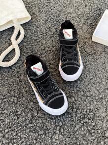 Giày vải OPOEE, giày thể thao cổ trung cho trẻ em, mùa xuân/thu, phong cách Hàn Quốc, unisex, giày cổ thấp thời trang, giày thể thao buộc dây thường ngày, giày thể thao cổ cao cổ điển, giày thể thao trượt ván thường ngày dễ phối đồ cho trẻ em. - Màu nâu Sô-cô-la - Xem 2