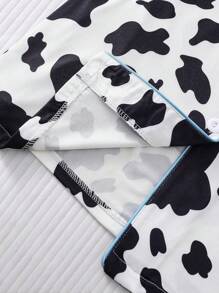 可爱奶牛印花女式睡衣套装，翻领短袖上衣和松紧腰短裤，女士休闲睡衣和家居服 - 黑與白 - 查看 9