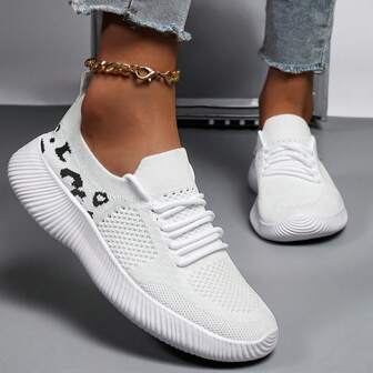 女士时尚防滑透气轻便网眼运动鞋，百搭豹纹休闲运动鞋，带精致绑带