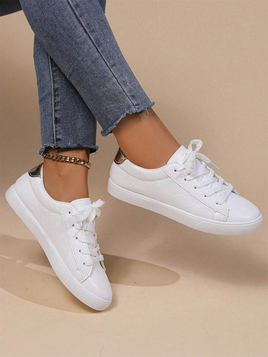 大码女式帆布运动鞋时尚平底滑板鞋新款白色系带校鞋平底防滑休闲透气大码 - 白色 - 查看 1