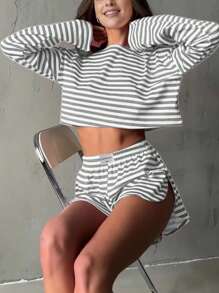 2 piezas Conjunto de top de manga larga y pantalones cortos estampados con rayas de moda casual para mujer, ropa de estar en casa, adecuado para otoño, conjunto de dos piezas, ropa de otoño e invierno - Marrón Mocha - Ver 2