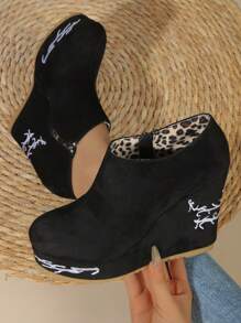 Thick-Sole Platform Zipper Suede Embroidered Velvet Short Boots For Women, Super High Heel, Waterproof, Comfortable, All-Match - Black - View 2