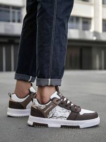 男士时尚个性化风景树枝印花舒适运动鞋，多功能情侣休闲滑板鞋，非常适合搭配休闲牛仔裤和运动装。 - 白棕 - 查看 11