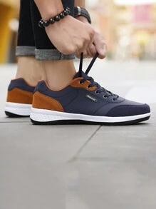 男士时尚休闲户外网球鞋，轻便舒适系带 PU 运动鞋