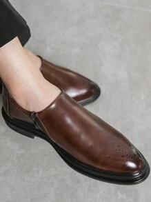 Męskie modne buty biznesowe casualowe, czarne skórzane buty biurowe, brogsy rzeźbione skórzane buty wizytowe ze wzrostem, odpowiednie na sobotnie imprezy, bankiety i wesela