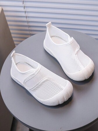 1 Pair Minimalist Fashion Versatile Hollow Breathable Lightweight Cute Flat Shoes For Baby Boys And Girls, Suitable For Summer