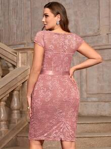 加大码 V 领全花蕾丝缎带腰部晚会紧身连衣裙，优雅半正式婚礼宾客礼服，适合生日、毕业典礼、返校节