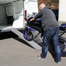 VA-Cerulean 2X Loading Ramp, 135cm/160cm, Silver/Black, Galvanized Steel Ramp Max 400 Kg, Loading Wedges, Curb Ramp, Wheelchair Ramp, Bicycle Ramp, Loading Ramp For Cars, Trailers, Stairs, Bicycle - Silver - View 7