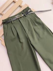 Women's Set: Solid Color Sleeveless Round Neck Top For Summer And Pantaloon Pants With Belt And Bag - 軍綠色 - 查看 8