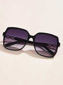 1pc Women's Plastic Square Big Frame Sunglasses, European And American Style Chic And Elegant, Casual, Suitable For Outdoor, Travel, And Daily Wear Beach Accessories For Women Sun Glasses Sunglasses Shades Fashionable Shade Elegant Outfit Family Outings Travel Vacation Holiday For Summer Beach Vacation,Outdoor,Travel - Black - View 4