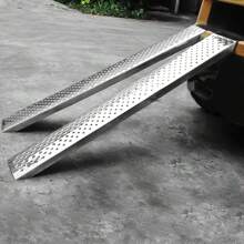 VA-Cerulean 2X Loading Ramp, 135cm/160cm, Silver/Black, Galvanized Steel Ramp Max 400 Kg, Loading Wedges, Curb Ramp, Wheelchair Ramp, Bicycle Ramp, Loading Ramp For Cars, Trailers, Stairs, Bicycle - Silver - View 2
