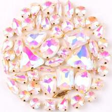 50 piezas/paquete, caramelos de gelatina de colores AB en formas mixtas, piedras de cristal coser a mano con base de metal dorado plano con agujeros, material de costura brillante con piedras preciosas para accesorios DIY, se pueden usar para decorar ropa, vestidos, bolsos, zapatos, broches, aretes, manualidades