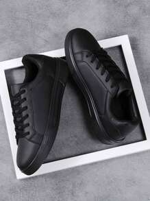 Men's Black Casual Sneakers Skateboard Shoes Work Shoes Solid Black Lace-Up Low-Top Sneakers, New Spring/Summer Student Back-To-School Skate Shoes, Non-Slip Work Shoes, Size 39-45