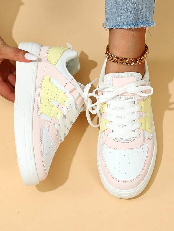 Mehrfarbige, flache Low-Top-Sneaker zum Schnüren, bequem für unterwegs, in der Freizeit, in der Schule, auf Urlaubspartys, geeignet zum Pendeln