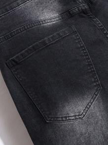 Men Ripped Frayed Bleach Wash Jeans