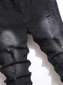 Men Ripped Frayed Bleach Wash Jeans